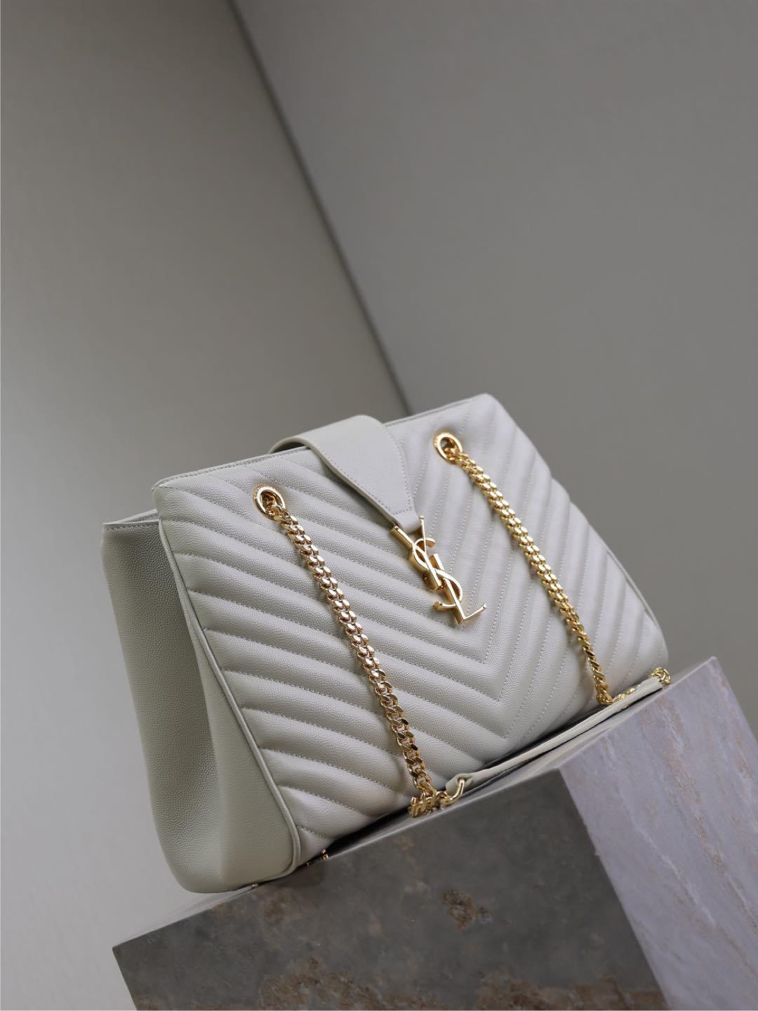 Grain Leather Chain Shoulder Bag