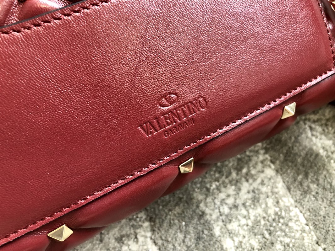 Roman Stud Maxi Quilted Leather Shoulder Bag – Effortless Luxury & Bold Elegance
