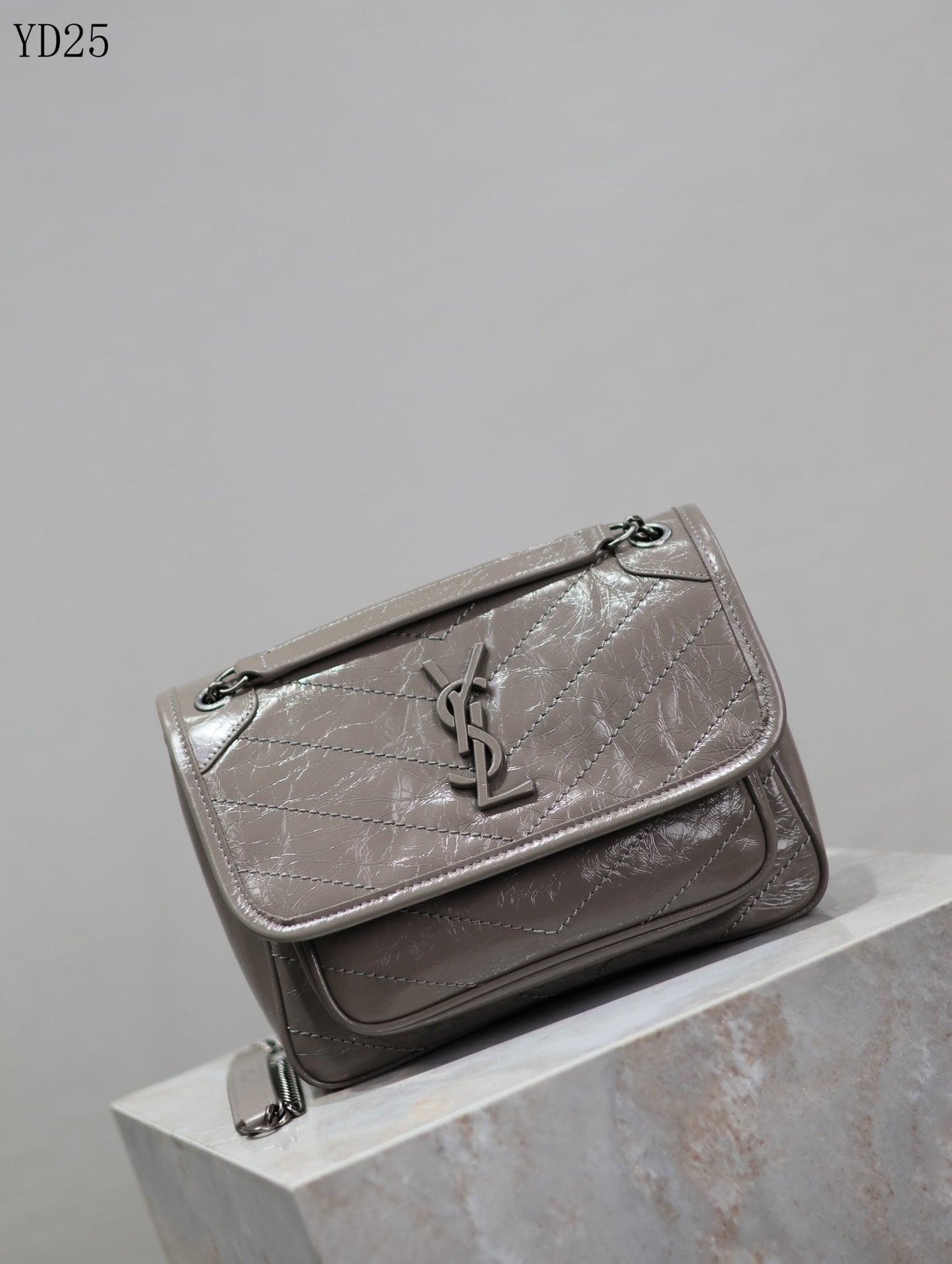 Niki Medium Patent Leather Shoulder Bag