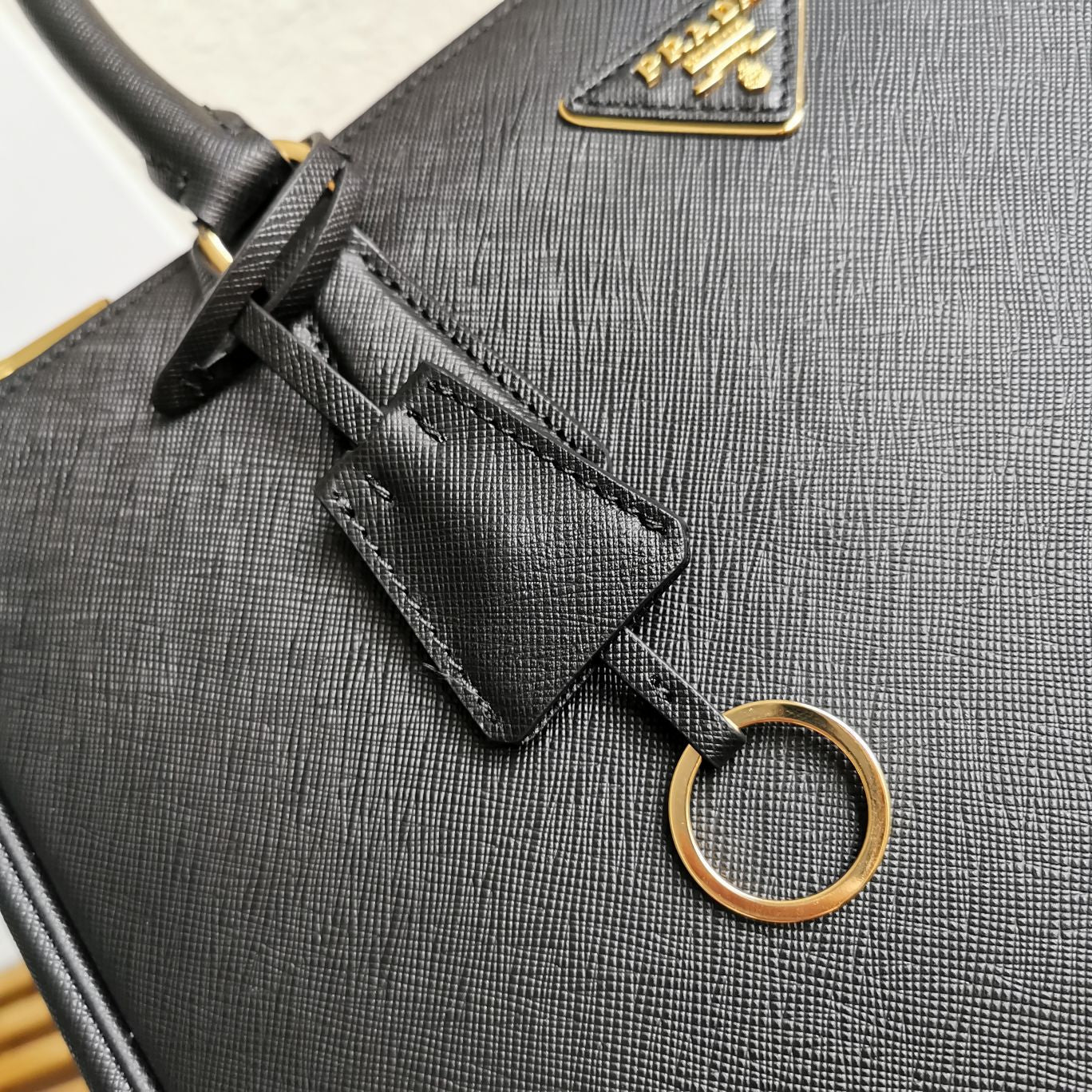 Galleria Saffiano Leather Tote Bag