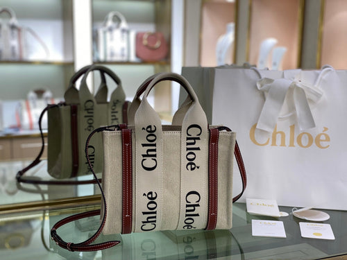 Woody Tote Bag with Strap