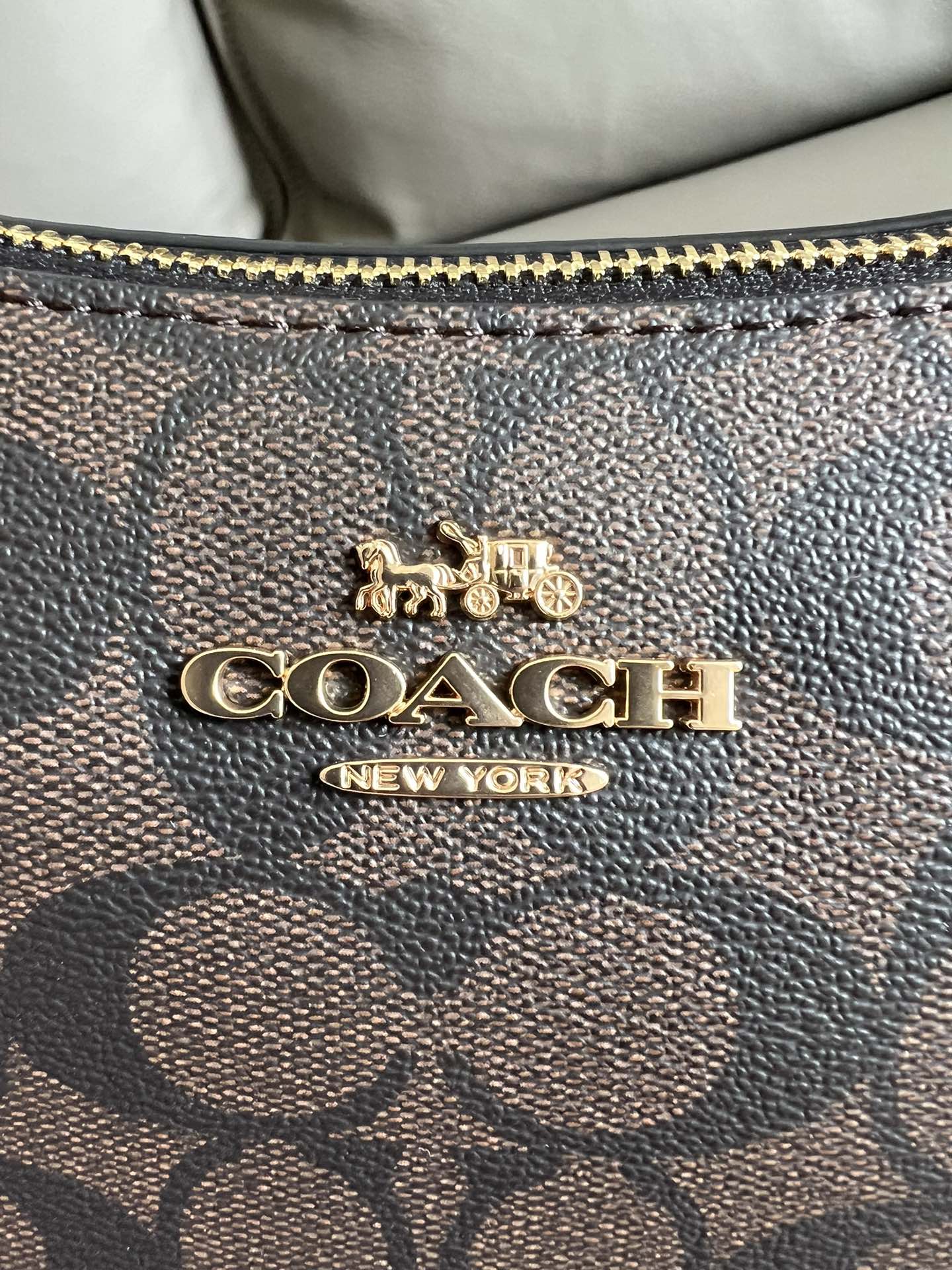 Teri Shoulder Bag