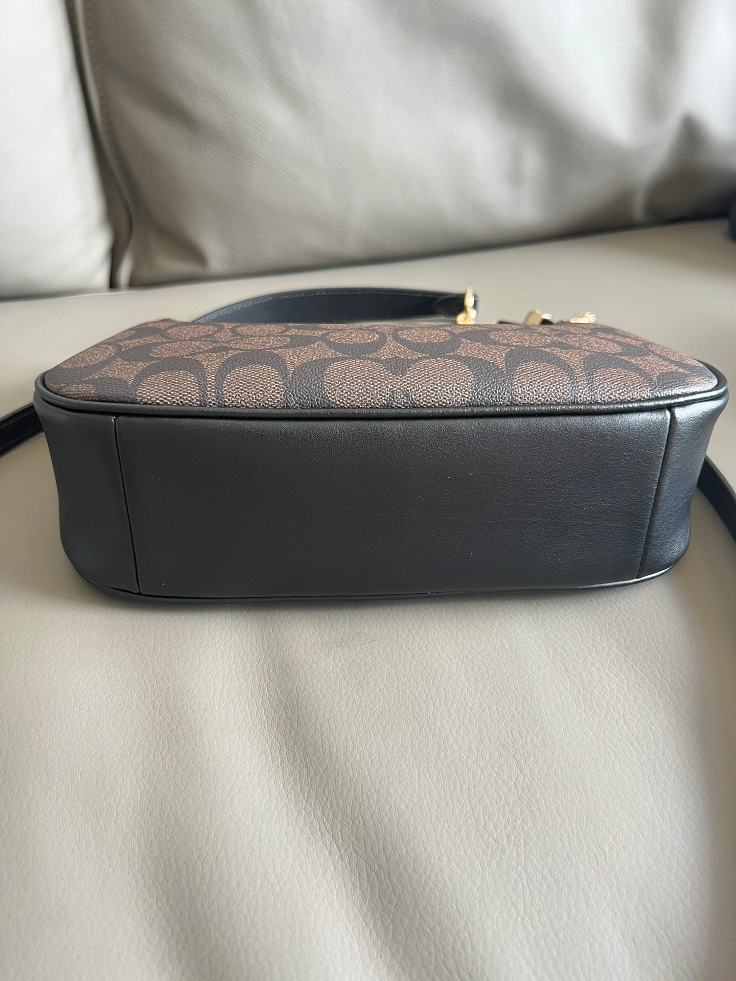 Teri Shoulder Bag