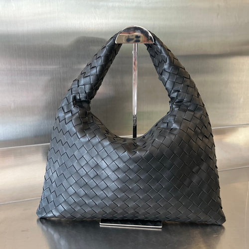 Small Hop Woven Leather Bag