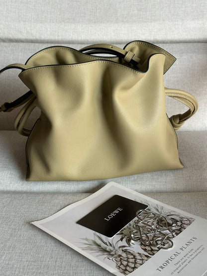 Flamenco Drawstring Shoulder Bag