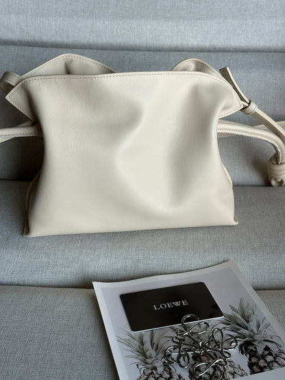Flamenco Drawstring Shoulder Bag