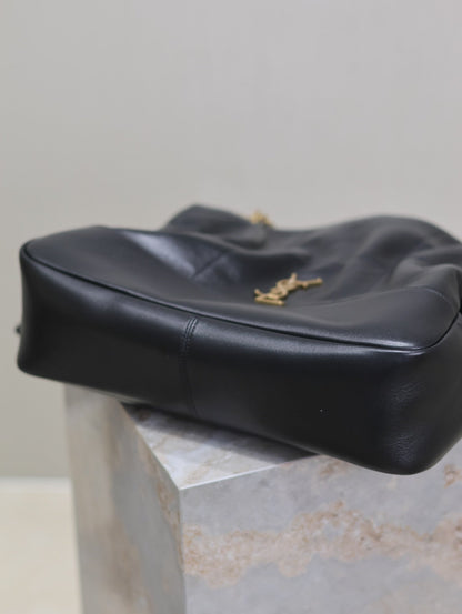 Niki Soft Chain Shoulder Bag