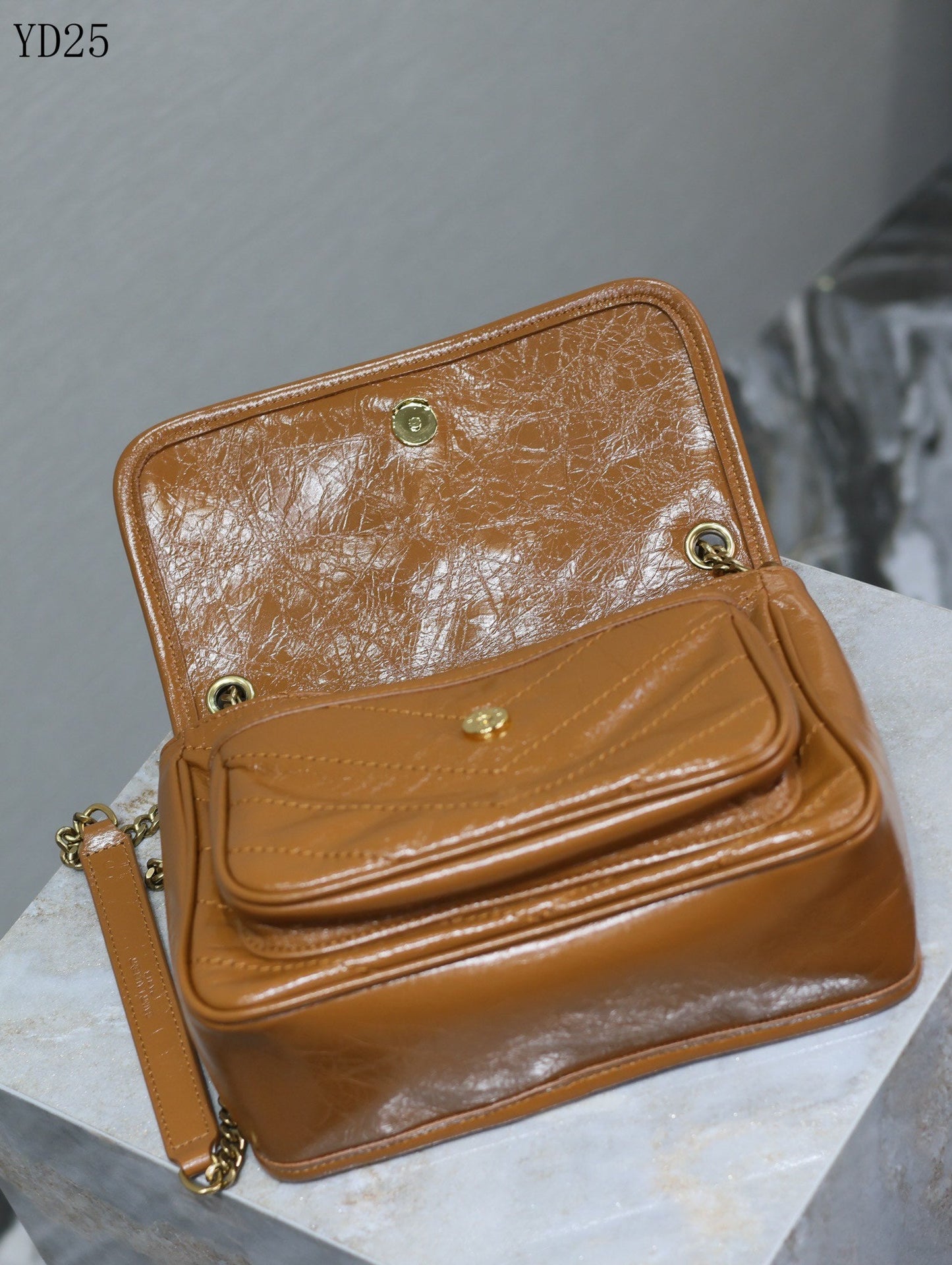 Niki Medium Patent Leather Shoulder Bag