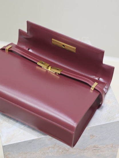 Crocodile-Embossed Leather Chain Bag