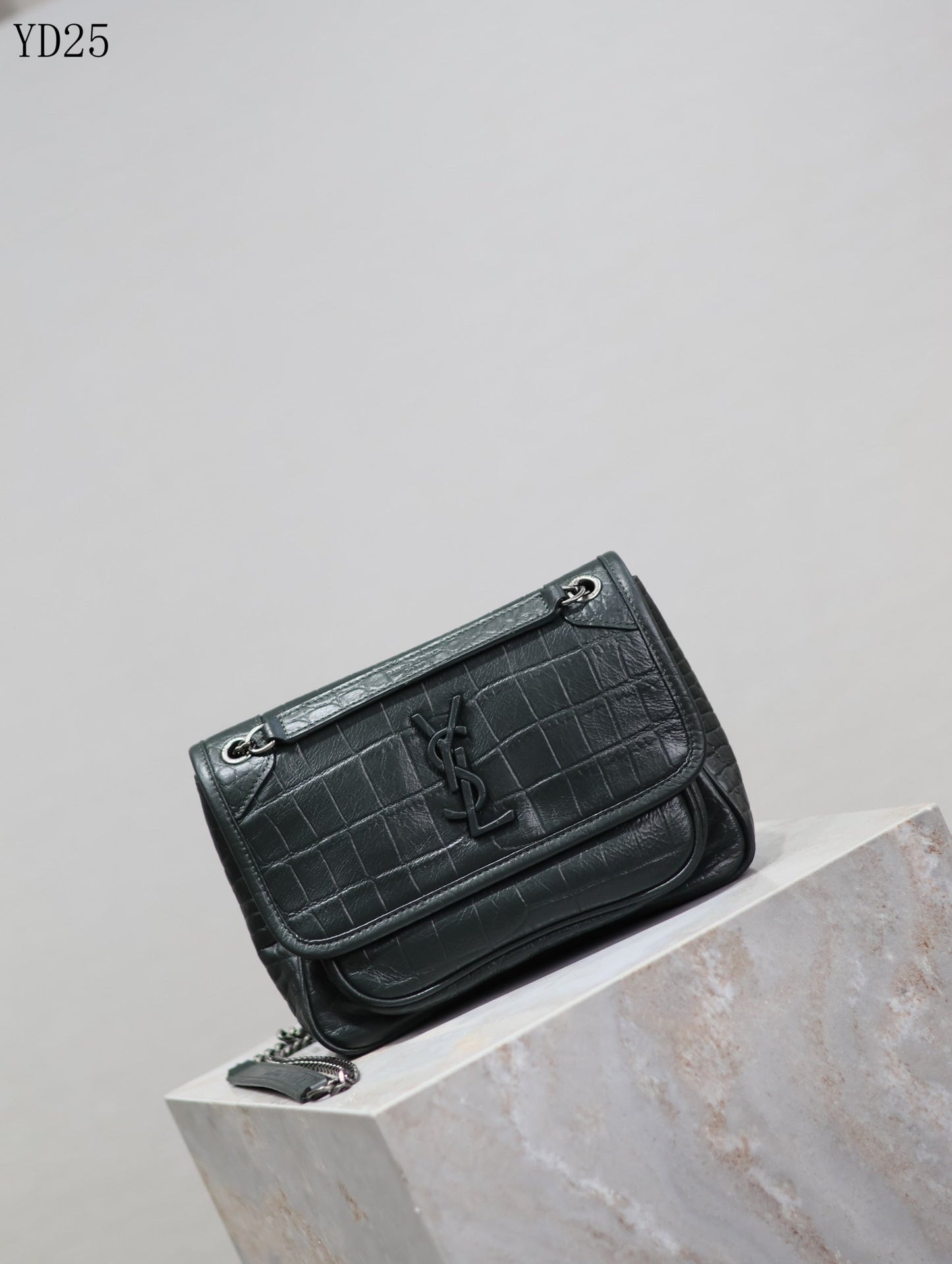 Niki Medium Patent Leather Shoulder Bag