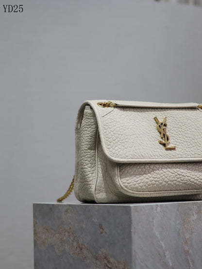 Niki Medium Shoulder Bag