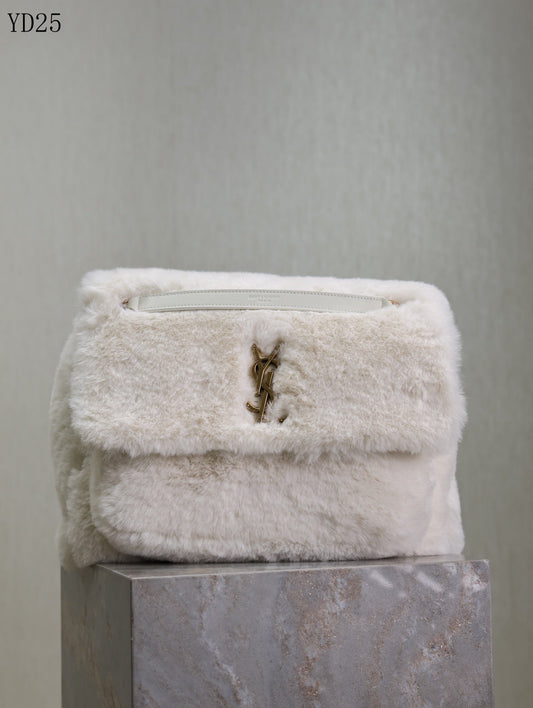 Niki Medium in Shearling Bag