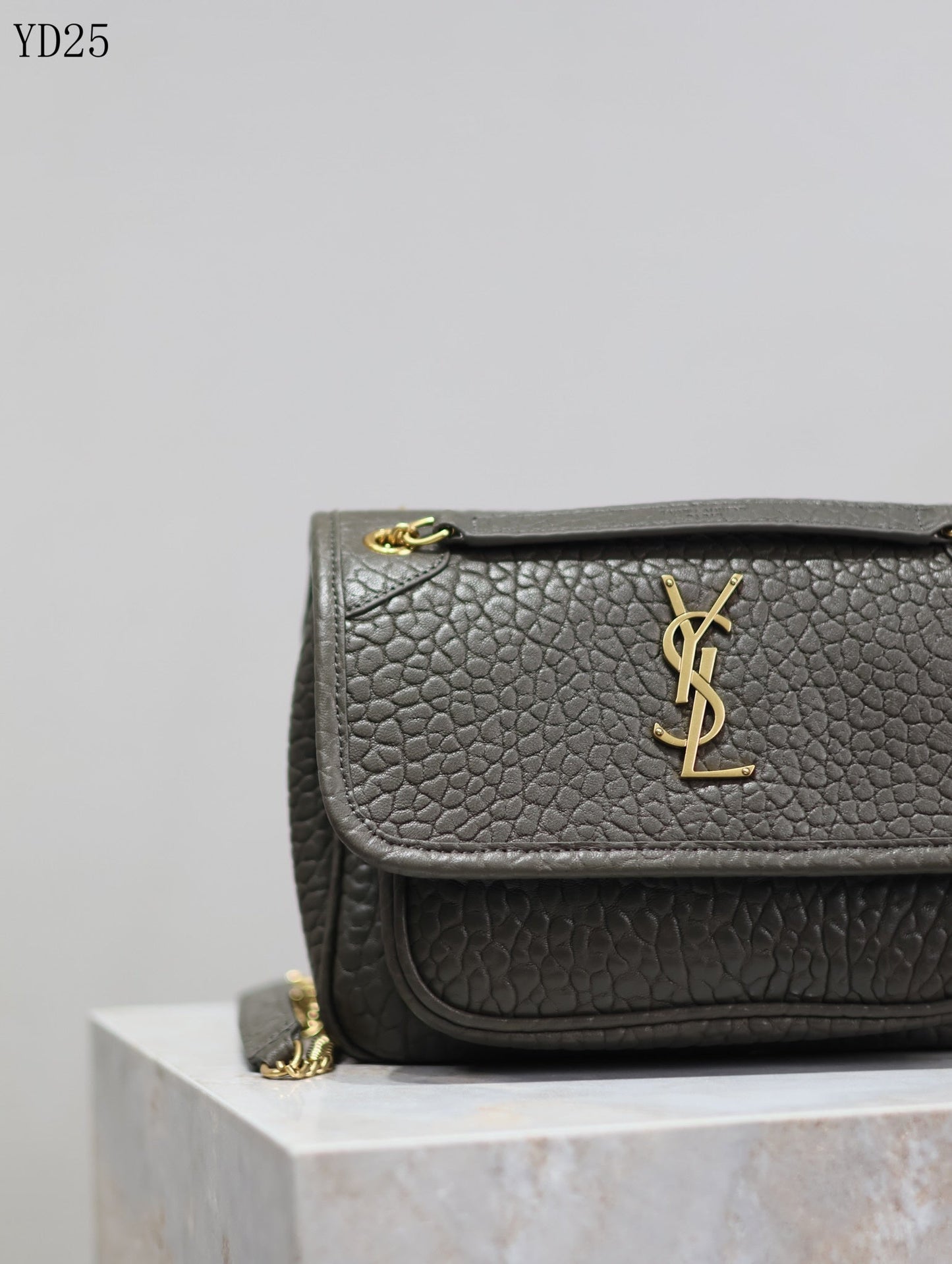 Niki Medium Grained Leather Bag