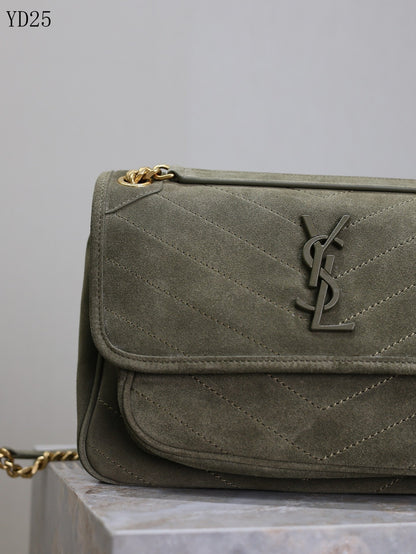 Niki Medium Shoulder Bag