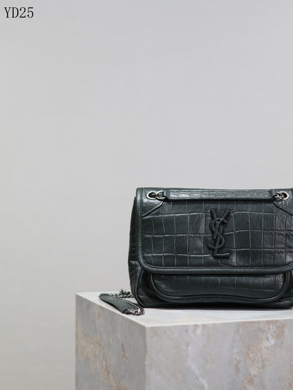 Niki Medium Patent Leather Shoulder Bag