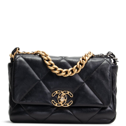 CHANEL 19 Flap Bag - Black