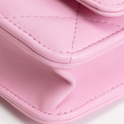 CHANEL 19 Wallet on Chain - Pink
