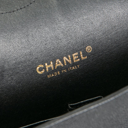 CHANEL Caviar Quilted Maxi Double Flap - Black