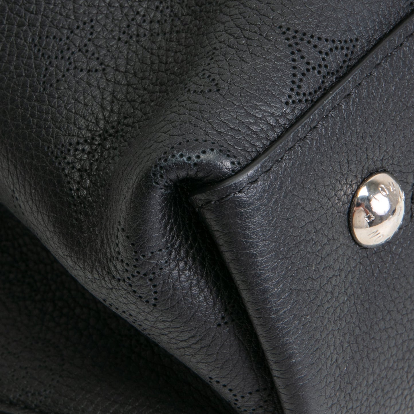 LOUIS VUITTON Mahina Muria Shoulder Bag - Black