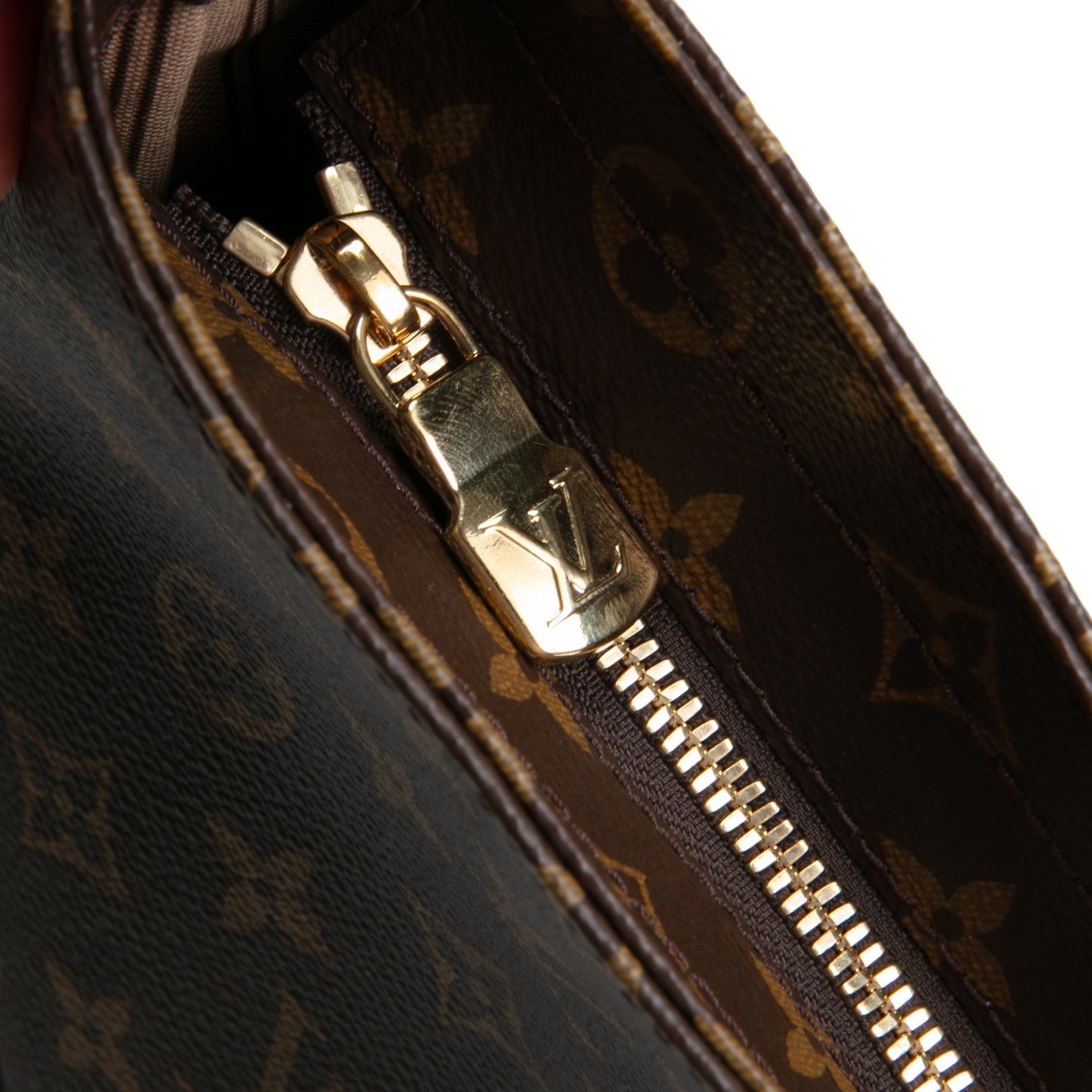 LOUIS VUITTON Mezzo Monogram