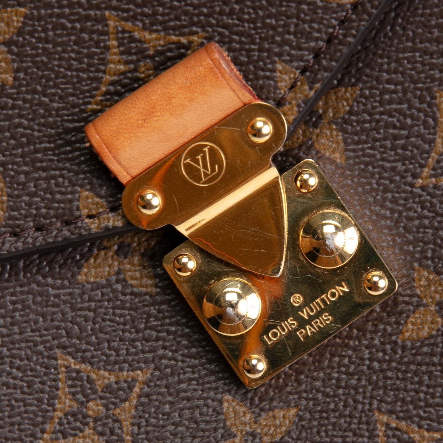 LOUIS VUITTON Pochette Metis Monogram