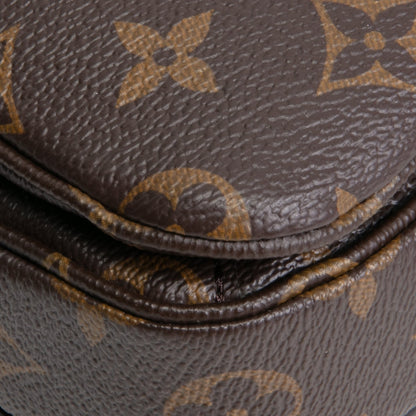 LOUIS VUITTON Pochette Metis Monogram