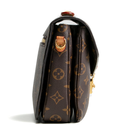 Louis Vuitton Pochette Metis Monogram