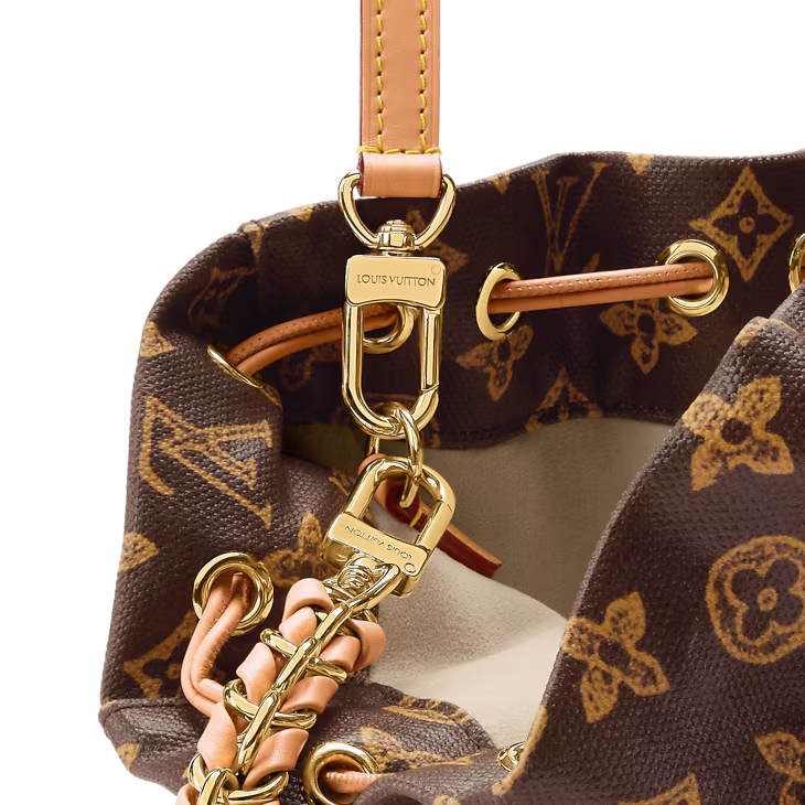 Louis Vuitton Noe Trunk Bag