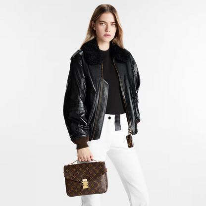 Louis Vuitton Pochette Metis