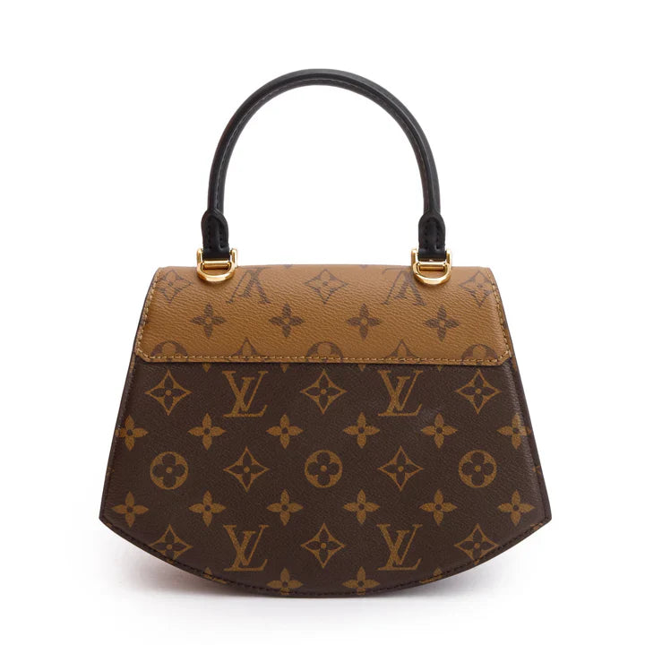 Louis Vuitton Tilsitt leather handbag