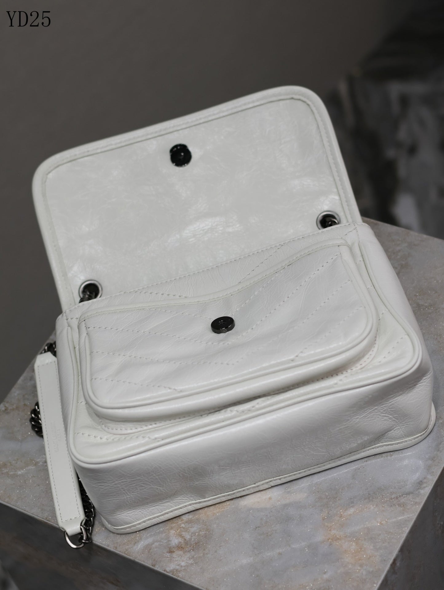Niki Medium Patent Leather Shoulder Bag