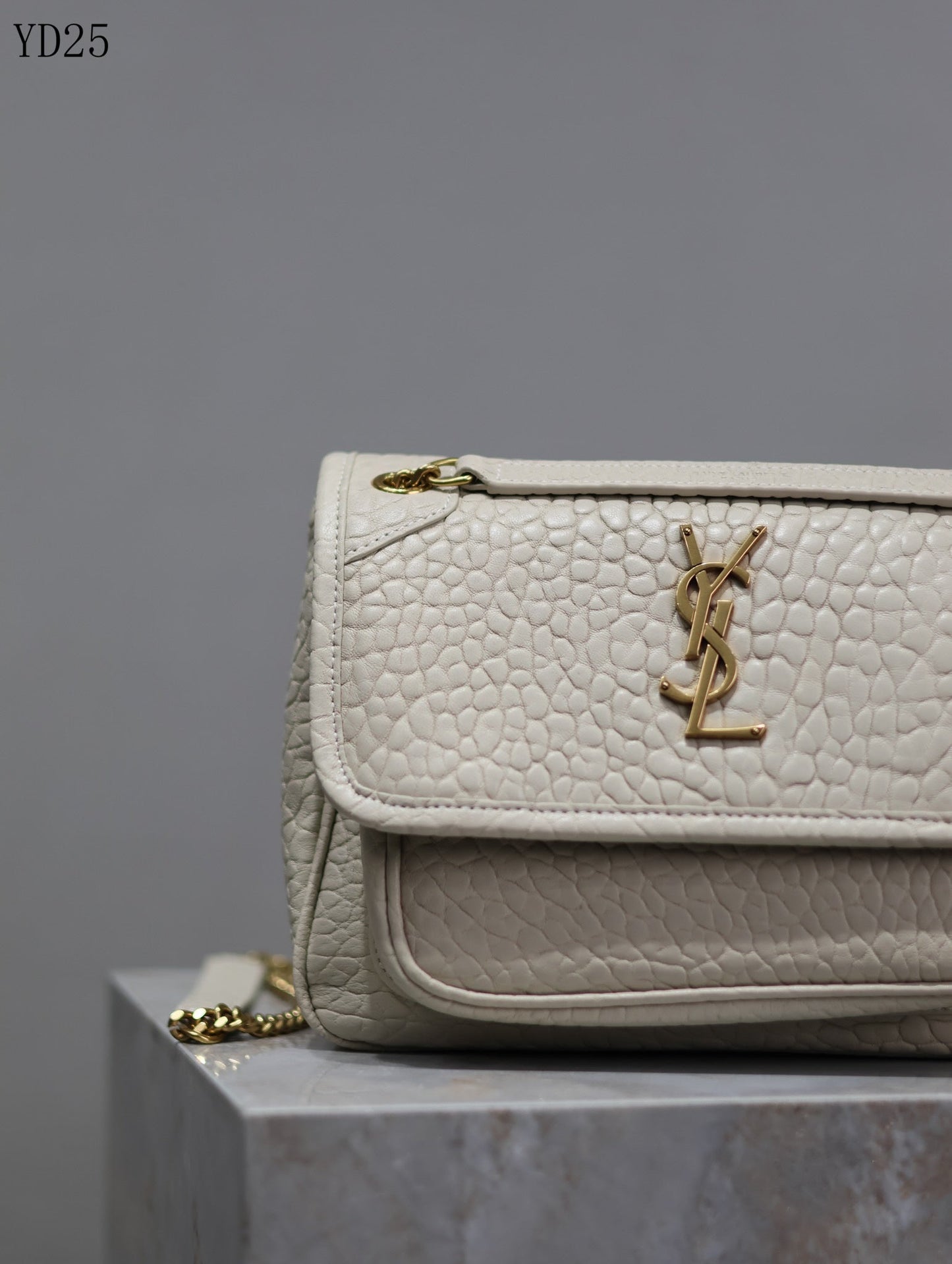 Niki Grained Leather Bag