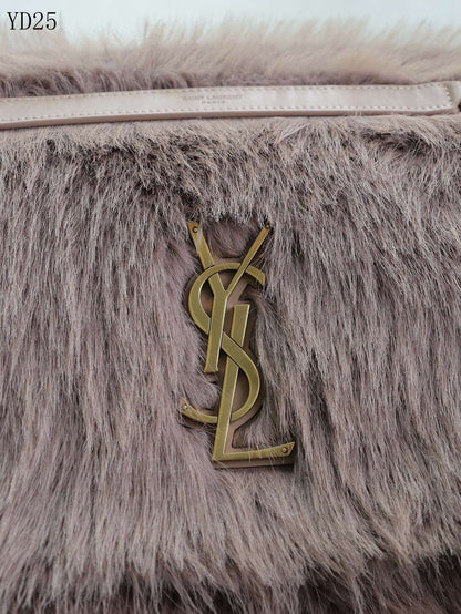 Niki Large in Shearling Bag