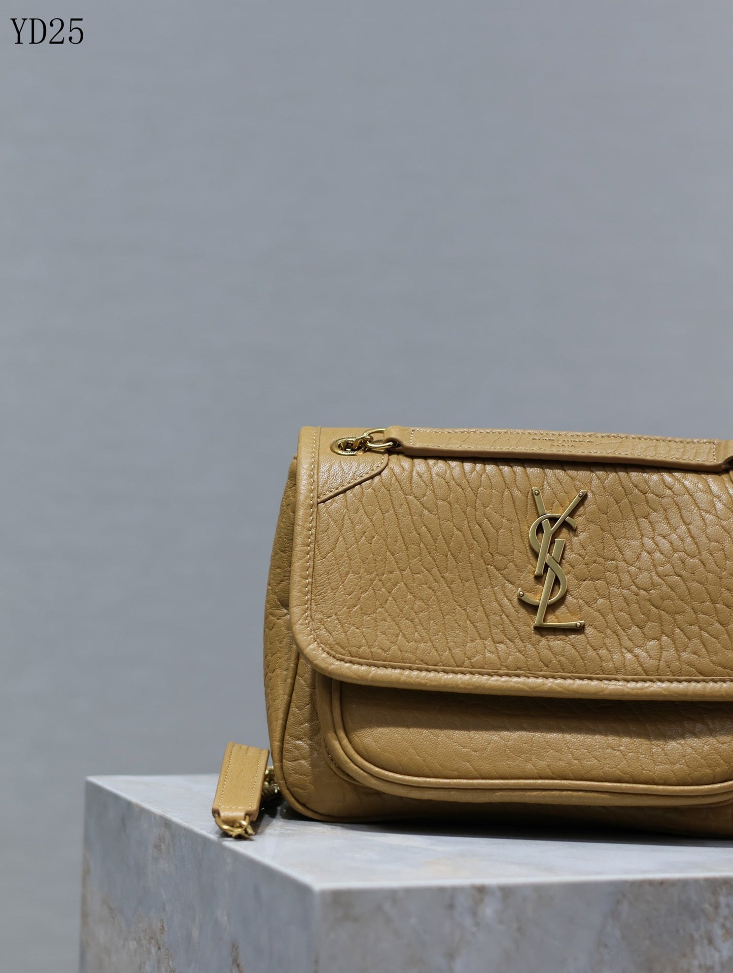 Niki Medium Grained Leather Bag