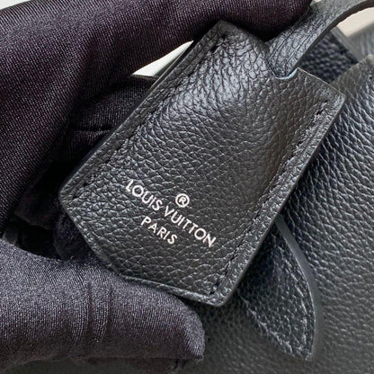 Louis Vuitton LOCKME DAY BAG