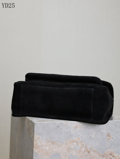 Niki Medium Shoulder Bag
