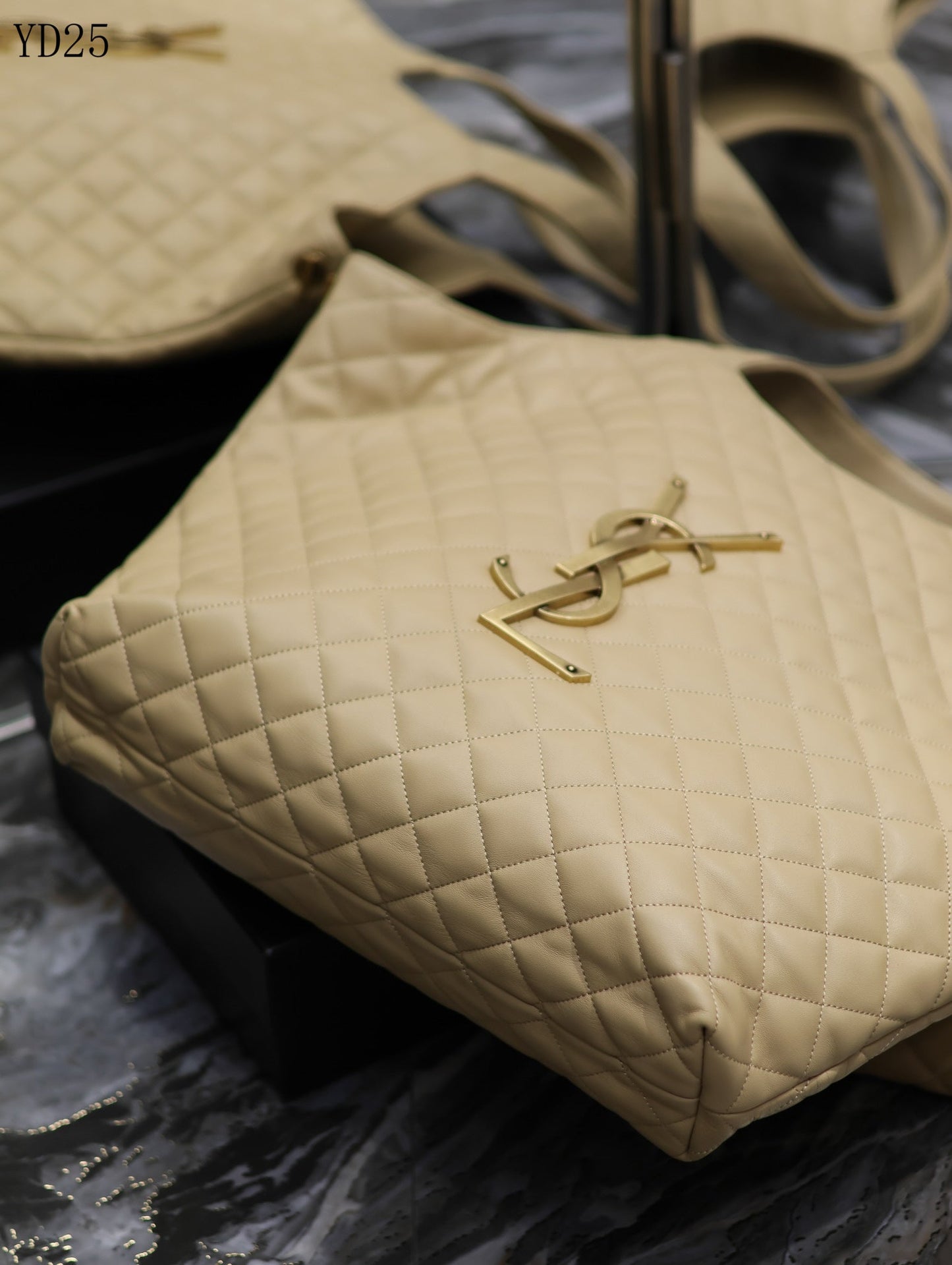 Quilted Oversized Tote Bag