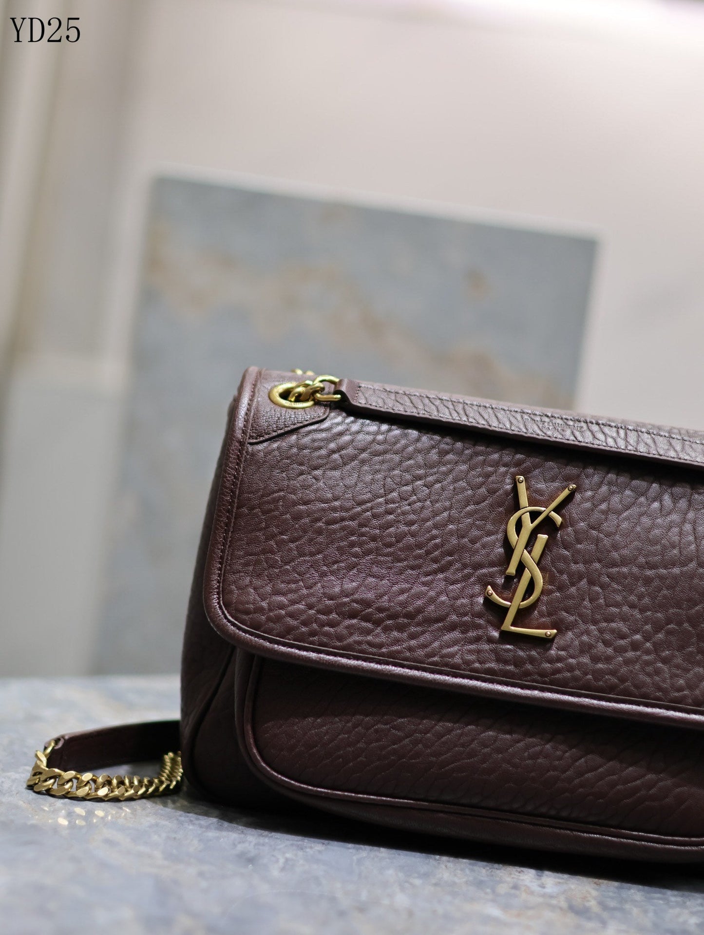 Niki Medium Shoulder Bag