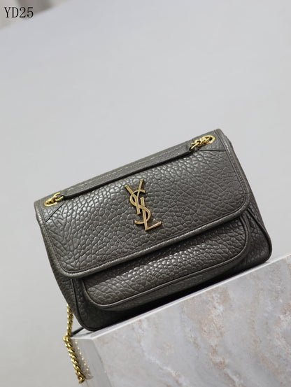 Niki Medium Shoulder Bag