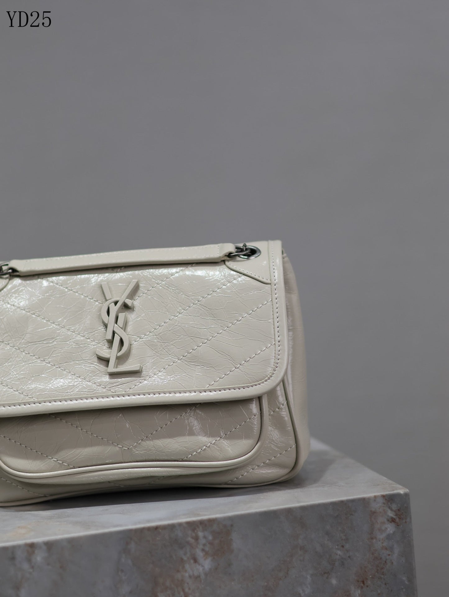 Niki Medium Patent Leather Shoulder Bag