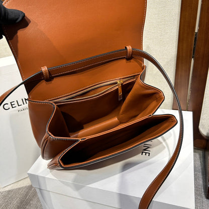 Tabou Leather Messenger Bag