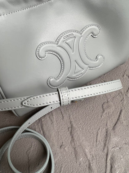 Mini Cuir Cabas Leather Drawstring Bag