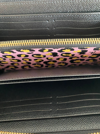 Louis Vuitton Wild at Heart Illustration Long Zippy Wallet M80683