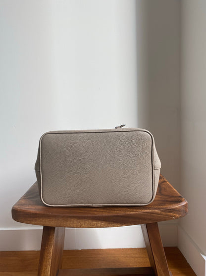 Louis Vuitton Turtledove NeoNoe MM M45555