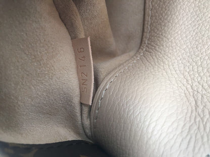 Louis Vuitton | Canvas Monogram Pallas Dune | MM