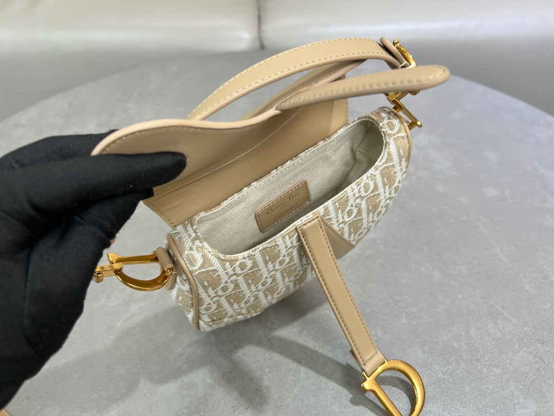 Saddle Bag