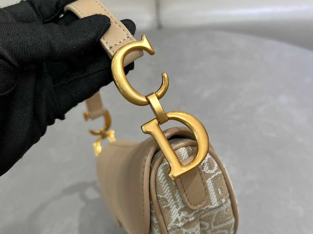 Saddle Bag