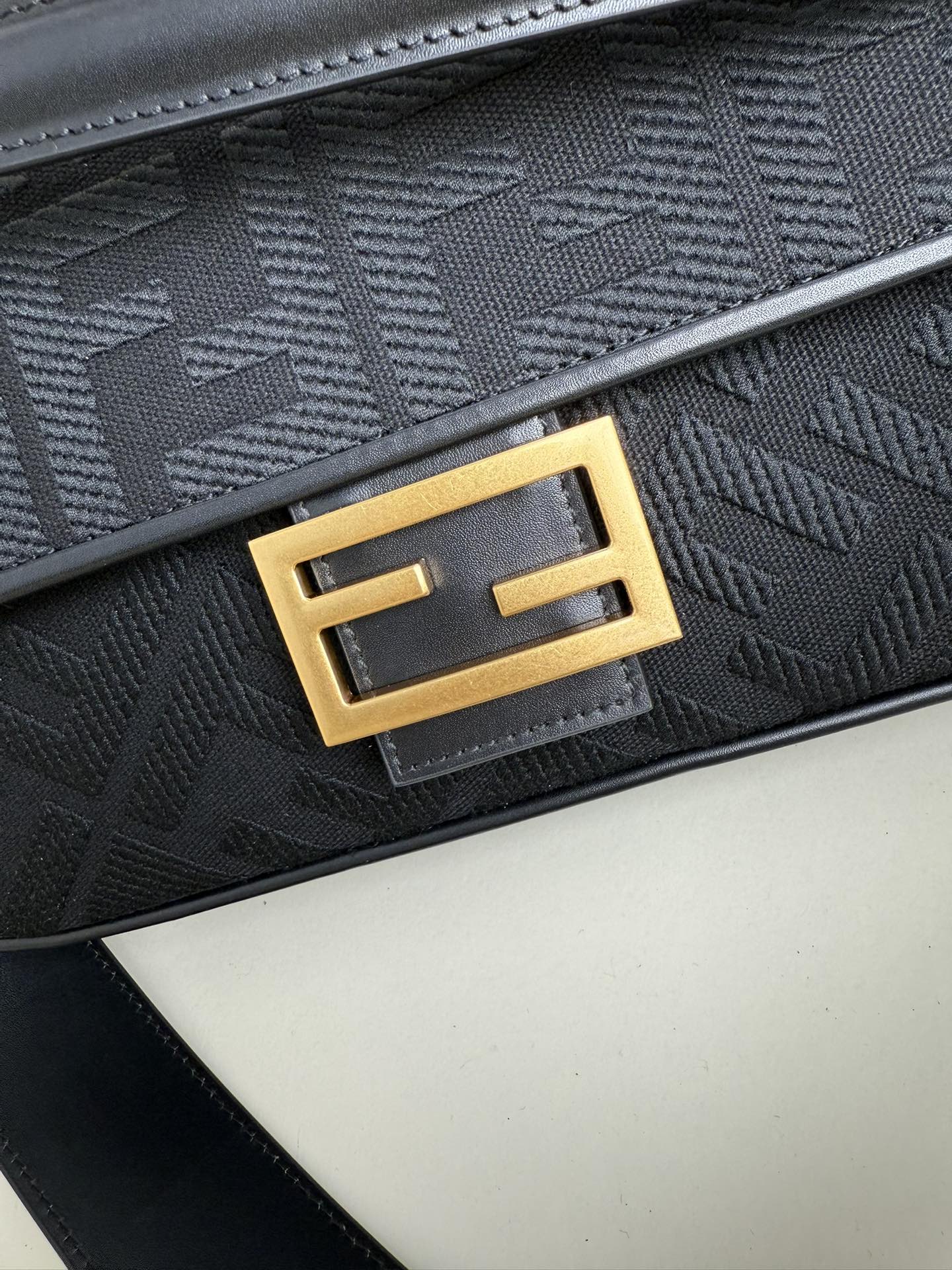 Baguette Bag