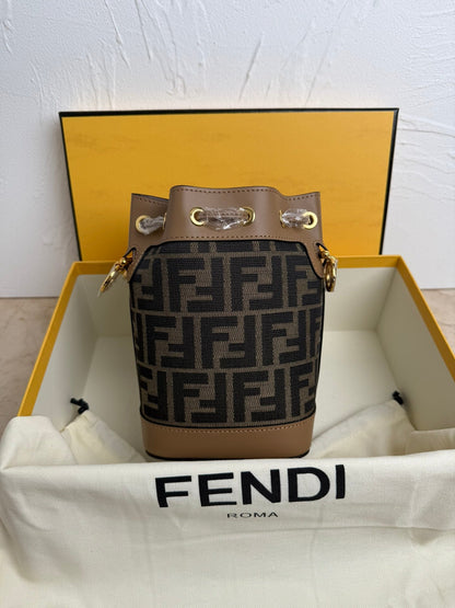 Mon Tresor Bucket Bag