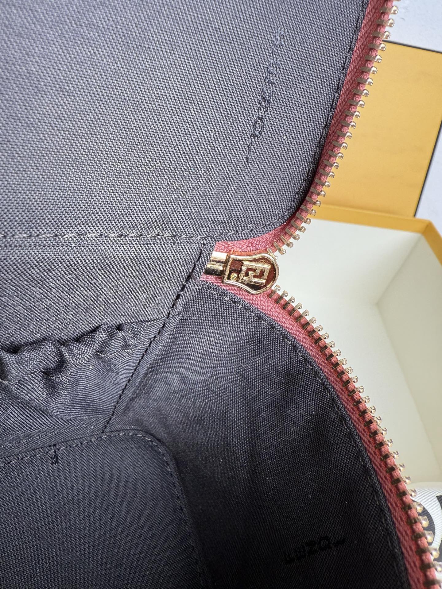 Vanity Case Bag